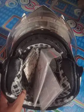 INK T1 double visor ukuran M