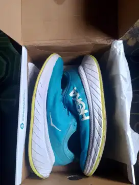 Sepatu lari pria wanita
