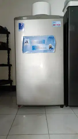 FREEZER AQUA 5 RAK