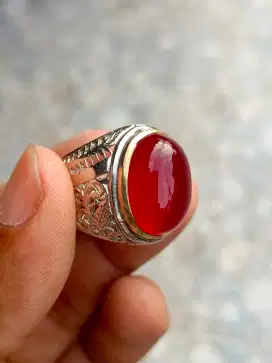 Cincin batu red baron giwang