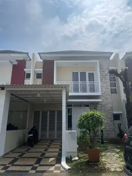 Disewakan rumah siap pakai harga murmer