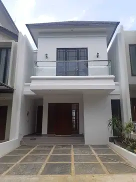 Rumah Modern di Cilandak The Colony Residence Sisa 2 Kavling