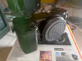 Mirrorless sony a6000 body only