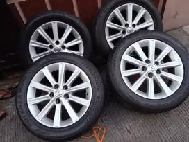 Jual veleg oem camry haybrid r17 plus ban masih bagus