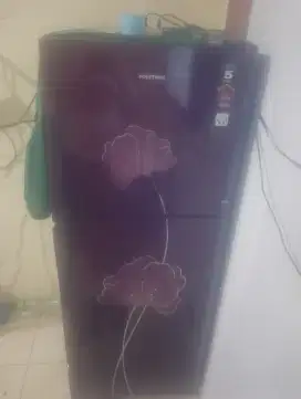 Kulkas 2 pintu kondisi Masi bagus