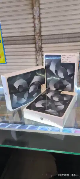 Ipad air 5 M1 256GB wifi only garansi 1 tahun