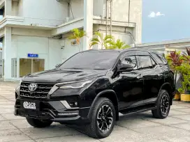 KM 36 RIBU RECORD! TOYOTA FORTUNER VRZ 2.4 VRZ GR SPORT DIESEL 2022
