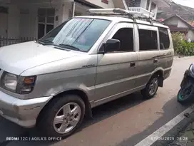 Mitsubishi Kuda 2000 Bensin
