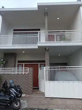 Dijual Cepat Rumah Bagus 2 Lantai di Sawojajar 1 Kota Malang dekat Tol