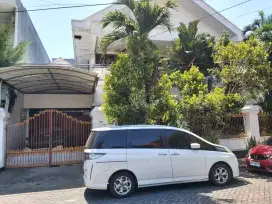 Rumah besar siap huni di jln. Manyar Kartika Surabaya