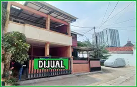 Rumah Ready Dekat Graha Raya Dalam Cluster Bangunan Full Renofasi
