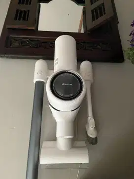 Dreame v10 cordles vacuum cleaner