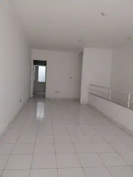 Ruko Siap Pakai di Duta Garden