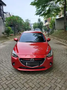 Di Jual Mazda 2 R Skyactiv 2016 Automatic , Pemakaian Pribadi