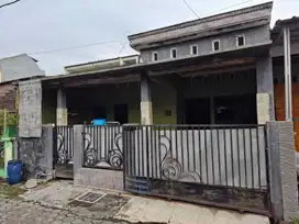 Dijual rumah siap huni strategis di Pucang Gading Mranggen Demak