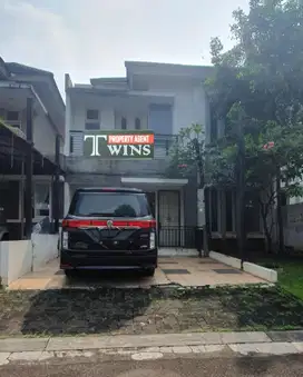 dijual rumah dua lantai di legenda wisata cibubur