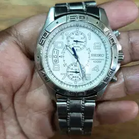 Jam Tangan Seiko Chronograph 100m Quartz