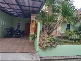 Dijual rumah di Cluster dalam Perumahan Taman Jatisari