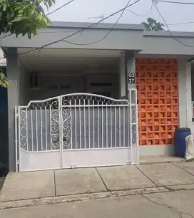 Disewakan  Rumah Rp.12.5jt /6 bulan