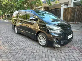 TOYOTA VELLFIRE 2.4 XG PREMIUM SOUND 2014