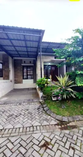 Dijual Rumah Terawat + Perabot Di Perumahan MAS, Lawang - Kab. Malang