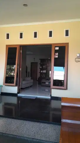 Dijual Rumah Full Furnished Siap Pakai Daerah Sambiroto Tembalang