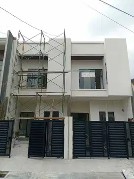 JUAL RUMAH VILLA KALIJUDAN INDAH BARU GRESS 2 LANTAI MINIMALIS SHM