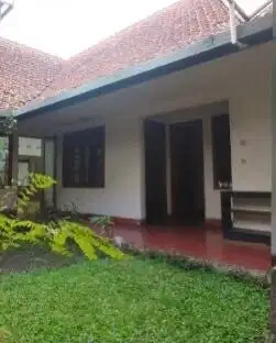 Jual Rumah Terawat strategis di Sayap Diponegoro Bandung Kota