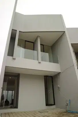 RUMAH PREMIUM Surabaya Barat Cluster Graha Green Garden 2 Lantai