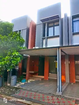 di sewakan rumah cluster Freja 2 lantai BSD