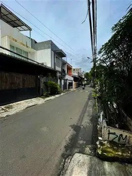 Rumah Bagus siap Huni di Menteng Atas- Jakarta Selatan