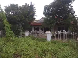 Tanah Bagus Bonus Bangunan Rusak di Tengah Kota Dekat Pajajaran