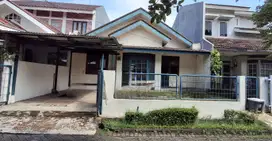 Dijual Rumah 1 Lantai di Jl Puter Bintaro Jaya Sektor 5