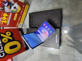 SAMSUNG Z FLIP 6 ( BLUE ) LIKE NEW