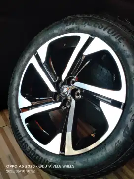 VELG YARIS CROSS R18