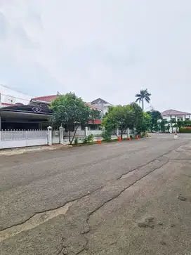 MURAH AJ! MASIH NEGO ! Rumah Dijual lebak Bulus, Komplek. Jalan Utama