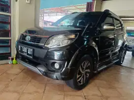 Bismillah numpang jual Toyota Rush TRD. Manual. 2016 no. D. Hitam.