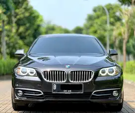 Very Low KM only 55rb not miles Record BMW F10 520i 2.0 Modern 2014 Lu