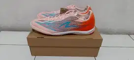 Sepatu futsal SPECS GALACTICA NBR