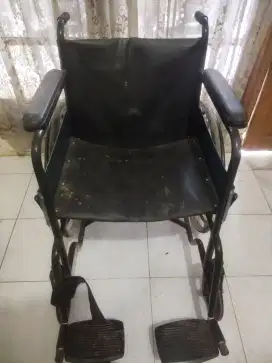 Dijual kursi roda