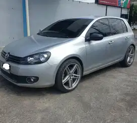 Volkswagen Golf 2012 Bensin