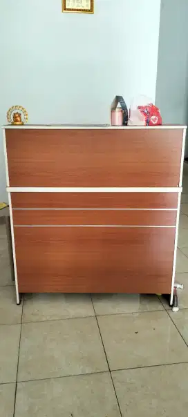 Meja Kasir, meja belajar