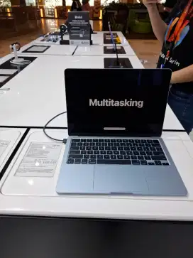 Promo Bunga 0% Macbook Air M4 13 Inci 16/256 GB