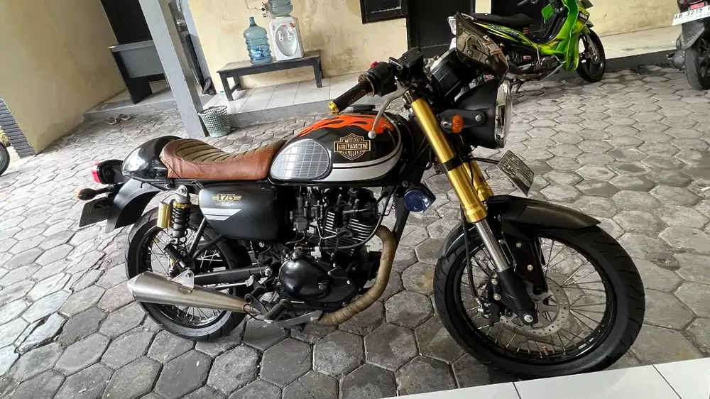 KAWASAKI W 175 SE