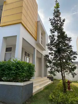 Disewakan Ruko 2LT Forest Hill HOOK Depan Danau BSB City