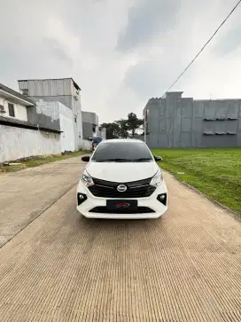 Daihatsu Sigra R manual 2024 murah putih