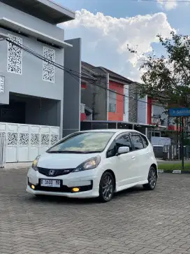 Jazz RS GE8 at putih 2014