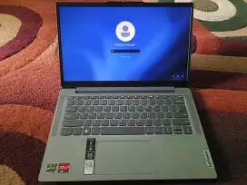 laptop Lenovo Ideapad slim 3