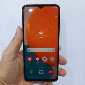 Samsung Galaxy A23 5G 6/128 Mulus (Handphone, Kabel Data, Charger)