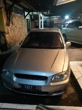 Hyundai Accent Verna 2001 Bensin